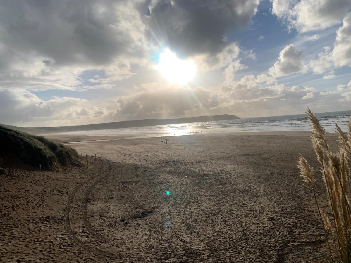 2 Woolacombe West - Luxury Apartment At Byron Woolacombe, Only 4 Minute Walk To Woolacombe Beach! Exterior foto